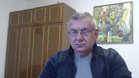 Macho online show from December 16, 2024, 12:06 pm