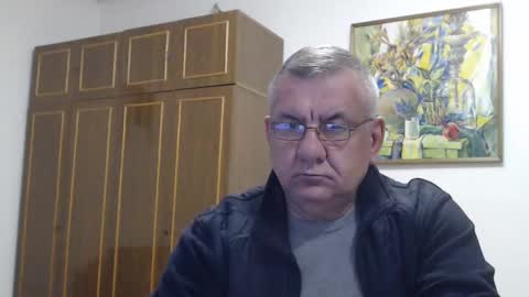 Macho online show from December 17, 2024, 2:55 pm
