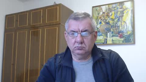 Macho online show from December 26, 2024, 12:16 pm