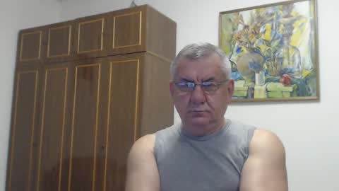 Snapshot of machomale3 chatting on September 29, 2025, 8:24 pm Macho online show from September 29, 2025, 8:24 pm