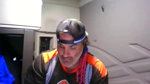 Snapshot of machuelbibliotecario chatting on October 22, 2025, 4:24 am machu el bibliotecario online show from October 22, 2025, 4:24 am