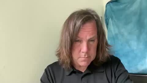 xStraightEdgex online show from May 2, 2026, 1:21 am
