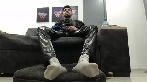 instagram mackdanielsx online show from April 15, 2026, 10:10 pm