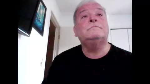 mackdocc001 online show from December 16, 2024, 8:37 pm