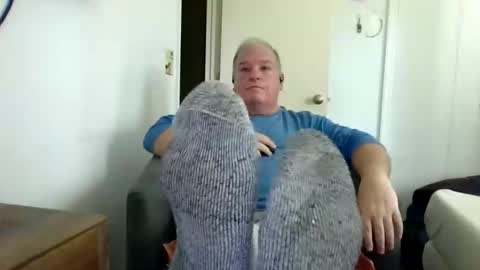 Snapshot of mackdocc001 chatting on October 18, 2025, 2:40 pm mackdocc001 online show from October 18, 2025, 2:40 pm