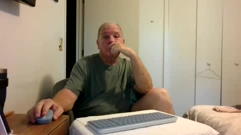 mackdocc001 online show from July 18, 2026, 1:04 pm