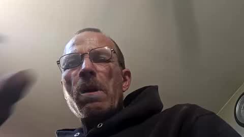 mackdog1369 online show from May 14, 2026, 12:23 pm