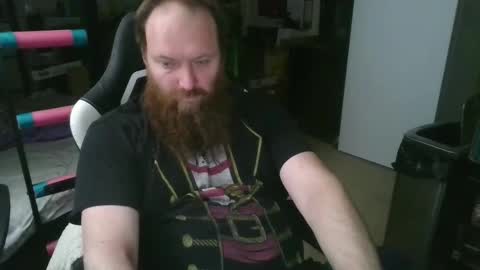 Snapshot of mackhere4u chatting on April 5, 2026, 1:36 am mackhere4u online show from April 5, 2026, 1:36 am