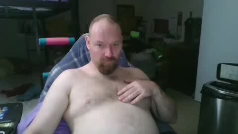 Snapshot of mackhere4u chatting on April 22, 2026, 3:42 am mackhere4u online show from April 22, 2026, 3:42 am