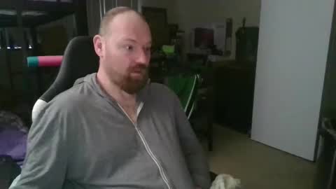Snapshot of mackhere4u chatting on April 28, 2026, 12:54 pm mackhere4u online show from April 28, 2026, 12:54 pm