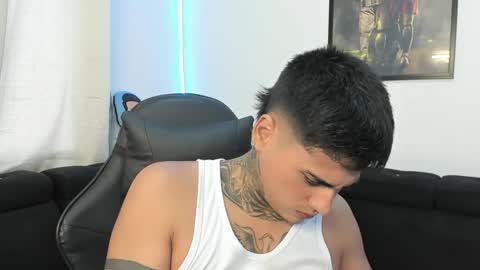 Snapshot of mad_maxxx1 chatting on January 19, 2025, 3:53 pm max online show from January 19, 2025, 3:53 pm