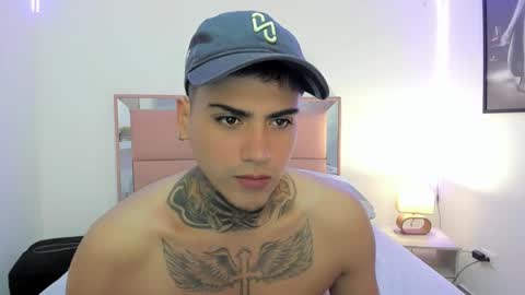 Snapshot of mad_maxxx1 chatting on February 2, 2025, 10:49 pm max online show from February 2, 2025, 10:49 pm