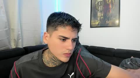 Snapshot of mad_maxxx1 chatting on February 6, 2025, 11:58 pm max online show from February 6, 2025, 11:58 pm