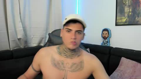 Snapshot of mad_maxxx1 chatting on February 15, 2025, 2:58 am max online show from February 15, 2025, 2:58 am