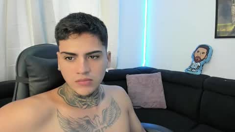 Snapshot of mad_maxxx1 chatting on February 23, 2025, 4:24 pm max online show from February 23, 2025, 4:24 pm