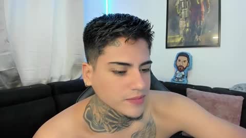 Snapshot of mad_maxxx1 chatting on March 1, 2025, 12:45 pm max online show from March 1, 2025, 12:45 pm