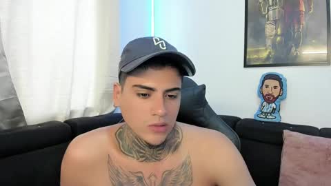 Snapshot of mad_maxxx1 chatting on March 1, 2025, 3:49 pm max online show from March 1, 2025, 3:49 pm