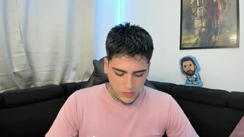 Snapshot of mad_maxxx1 chatting on March 1, 2025, 10:42 pm max online show from March 1, 2025, 10:42 pm