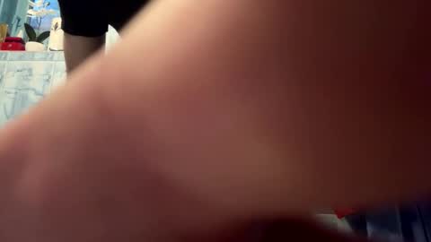 Snapshot of mada12340987 chatting on November 24, 2025, 10:15 am mada12340987 online show from November 24, 2025, 10:15 am