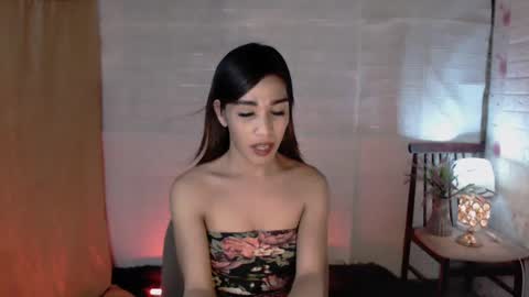 madalina1992 online show from January 18, 2025, 2:12 pm
