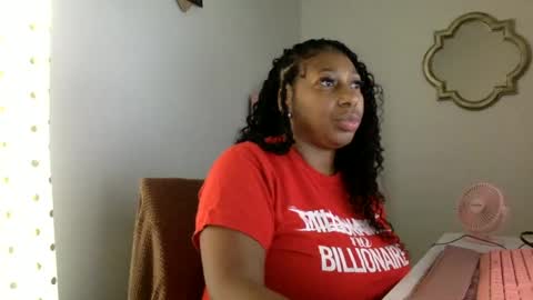 madam_glam online show from June 18, 2026, 1:48 pm