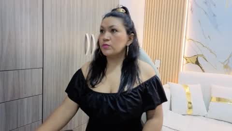 Snapshot of madam_hott chatting on September 21, 2025, 3:41 am Madam Hott  online show from September 21, 2025, 3:41 am