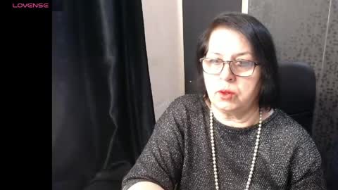 Snapshot of madam_sanjanne chatting on April 15, 2026, 2:40 am Madam Sanjanne online show from April 15, 2026, 2:40 am