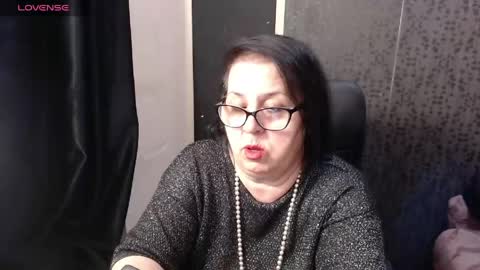 Snapshot of madam_sanjanne chatting on April 21, 2026, 1:42 am Madam Sanjanne online show from April 21, 2026, 1:42 am
