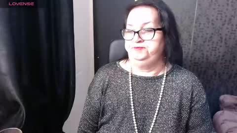 Snapshot of madam_sanjanne chatting on May 18, 2026, 4:07 am Madam Sanjanne online show from May 18, 2026, 4:07 am