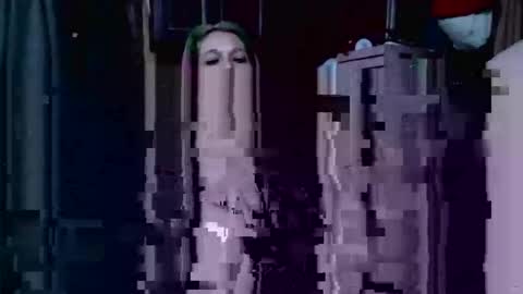 Madam Dragon online show from December 9, 2024, 10:54 am