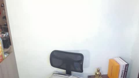 Snapshot of madame_ivy chatting on March 20, 2026, 11:59 am Ivy online show from March 20, 2026, 11:59 am