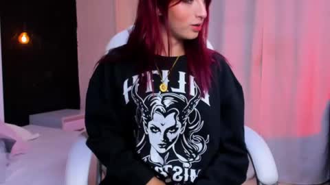 Snapshot of madame_lilith chatting on January 13, 2025, 11:19 am  madame lilith  online show from January 13, 2025, 11:19 am