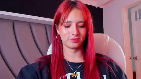 Snapshot of madame_lilith chatting on January 26, 2025, 2:52 pm  madame lilith  online show from January 26, 2025, 2:52 pm