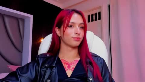 Snapshot of madame_lilith chatting on January 31, 2025, 11:24 am  madame lilith  online show from January 31, 2025, 11:24 am