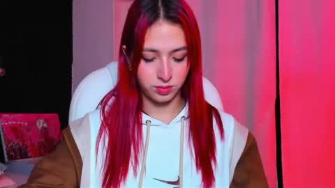 Snapshot of madame_lilith chatting on February 19, 2025, 11:06 am  madame lilith  online show from February 19, 2025, 11:06 am