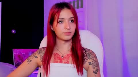 Snapshot of madame_lilith chatting on February 26, 2025, 2:25 pm  madame lilith  online show from February 26, 2025, 2:25 pm