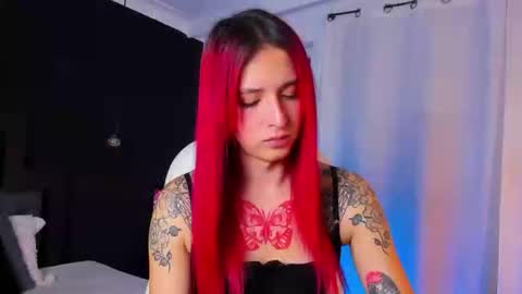 Snapshot of madame_lilith chatting on September 18, 2025, 11:23 am  madame lilith  online show from September 18, 2025, 11:23 am