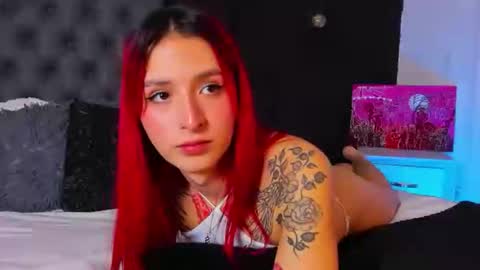 Snapshot of madame_lilith chatting on September 19, 2025, 11:33 am  madame lilith  online show from September 19, 2025, 11:33 am