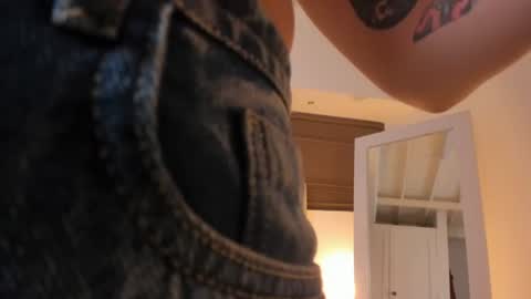 Snapshot of madame_lilith chatting on July 19, 2026, 11:25 am madame lilith online show from July 19, 2026, 11:25 am