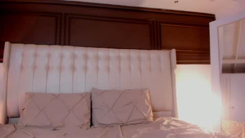 Snapshot of madame_lilith chatting on July 30, 2026, 11:09 am madame lilith online show from July 30, 2026, 11:09 am