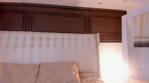 Snapshot of madame_lilith chatting on July 31, 2026, 11:09 am madame lilith online show from July 31, 2026, 11:09 am