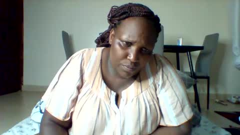 madame_pleasure40 online show from May 6, 2026, 8:14 pm