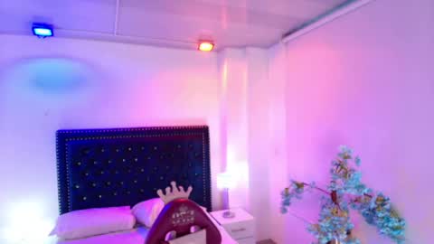 Snapshot of madame_scarllet chatting on June 4, 2026, 11:38 am Madame Scarllet online show from June 4, 2026, 11:38 am