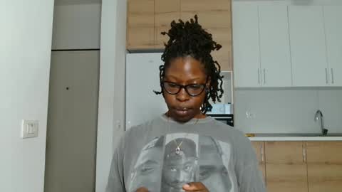 YourMadamIndigo online show from January 14, 2026, 11:16 am