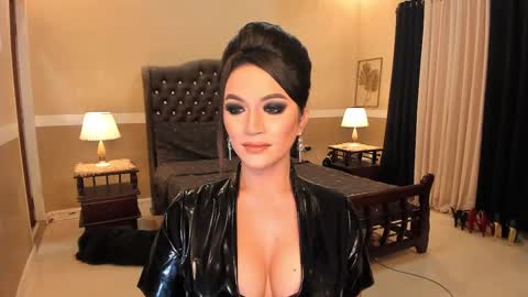 Alison Kloss online show from December 9, 2024, 3:29 am