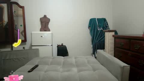 Snapshot of madammix76 chatting on October 9, 2025, 8:56 am Madammix769 online show from October 9, 2025, 8:56 am