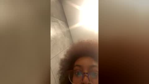 madamp1 online show from July 8, 2026, 2:43 pm