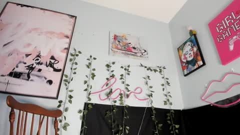 Maddi Avalon online show from February 6, 2025, 12:22 am