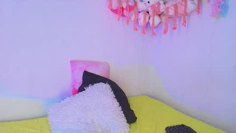 Snapshot of maddie_09 chatting on November 26, 2025, 1:23 pm maddie 09 online show from November 26, 2025, 1:23 pm