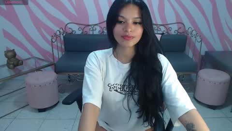 Snapshot of maddie__cute chatting on September 23, 2025, 8:23 pm Maddie Cute online show from September 23, 2025, 8:23 pm